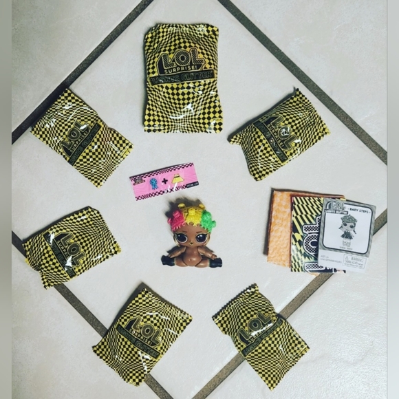 LOL Surprise Dolls Lights Glitter Series Jammin' - Picture 2 of 5